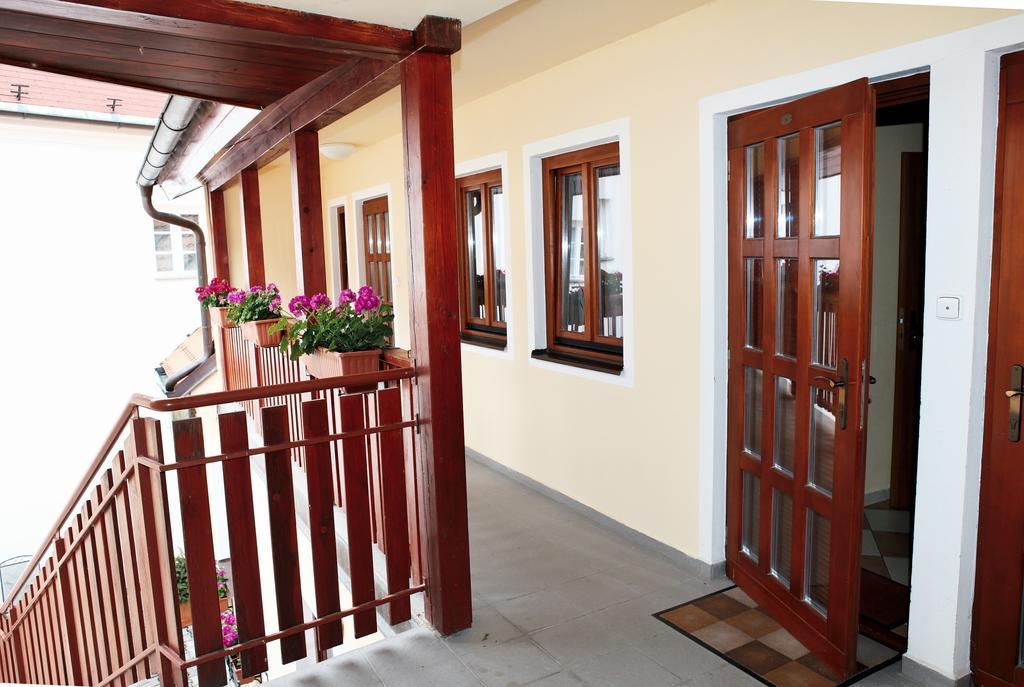 Hotel Pelikan Trebon Bagian luar foto