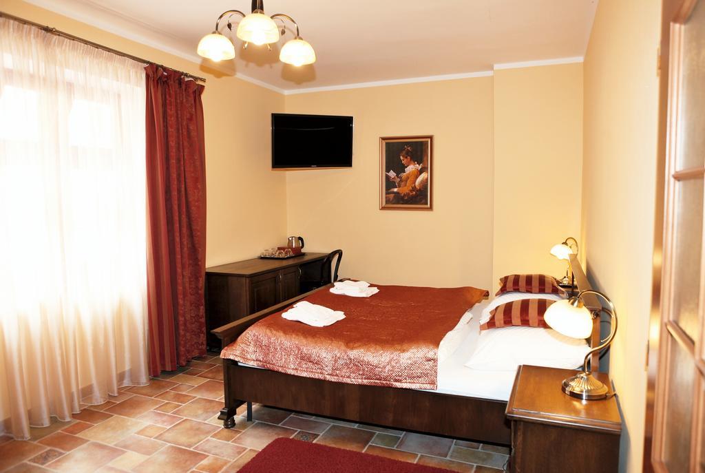Hotel Pelikan Trebon Bagian luar foto
